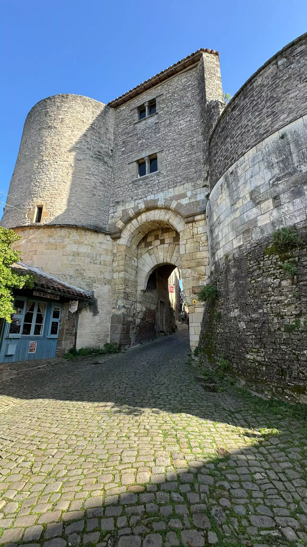 castelnaudary chateau 6879a89f0916a