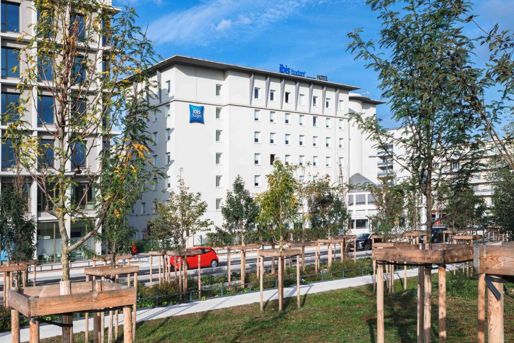 etap hotel chassieu lyon villeurbanne 1